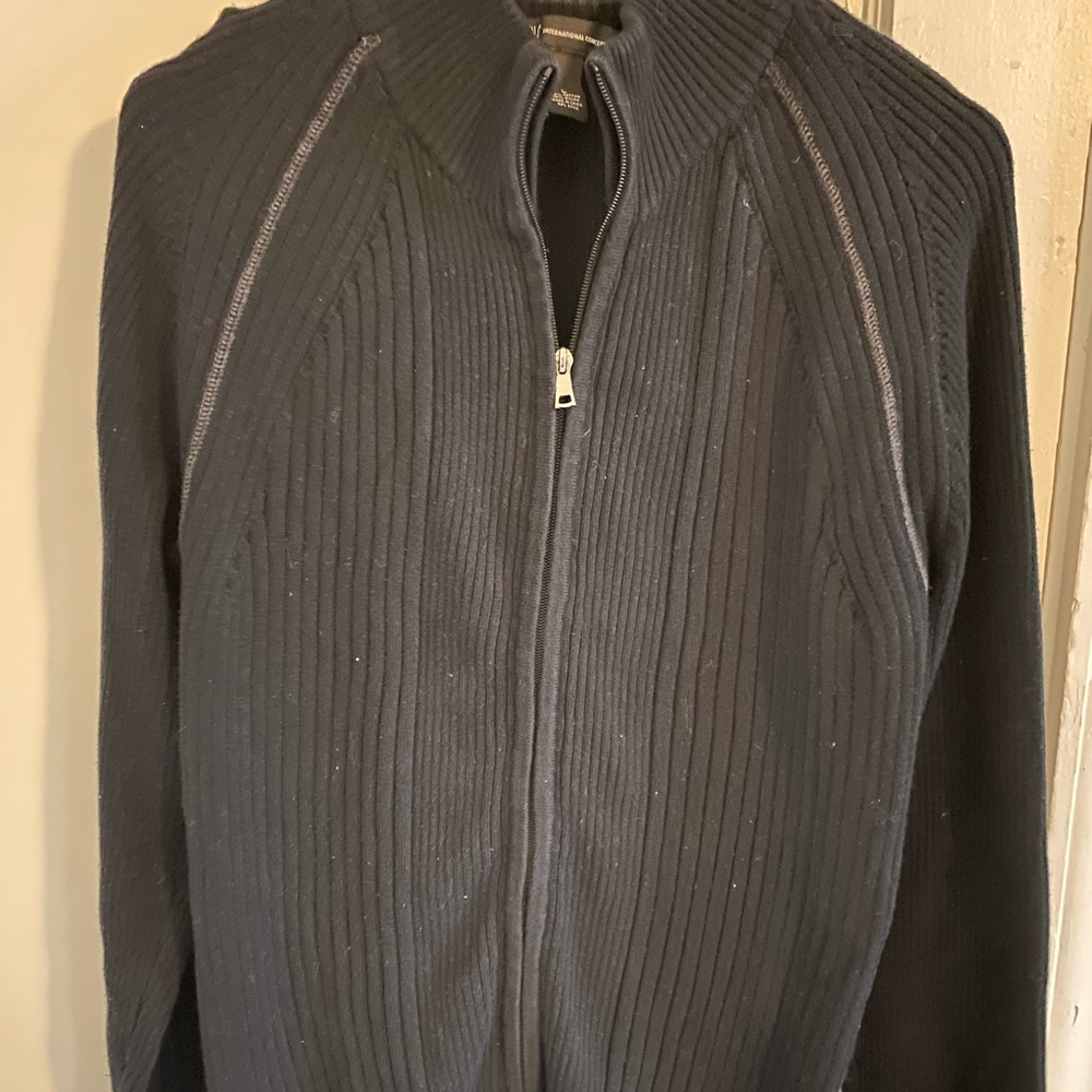 Men’s Zip Sweater